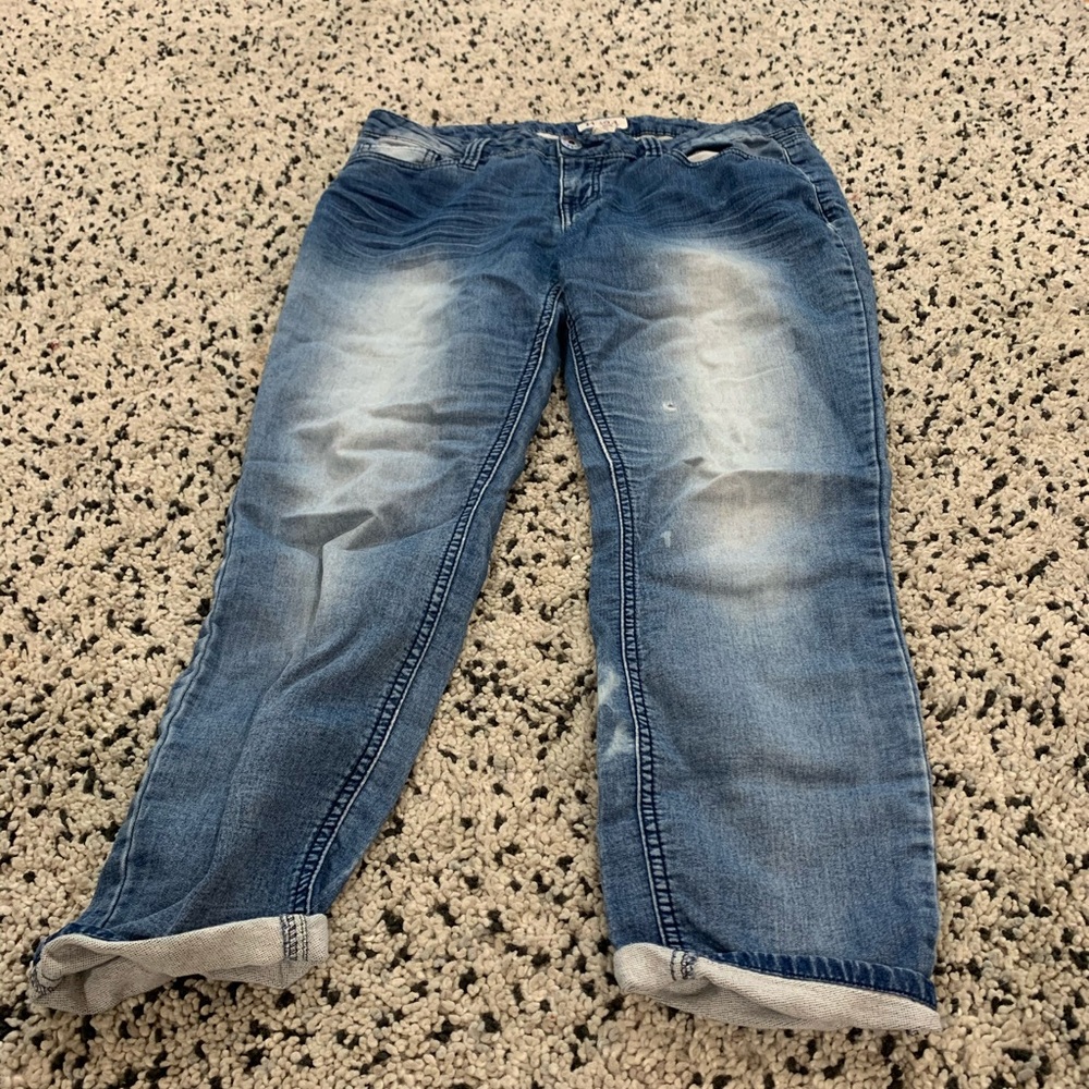 Mudd Capris